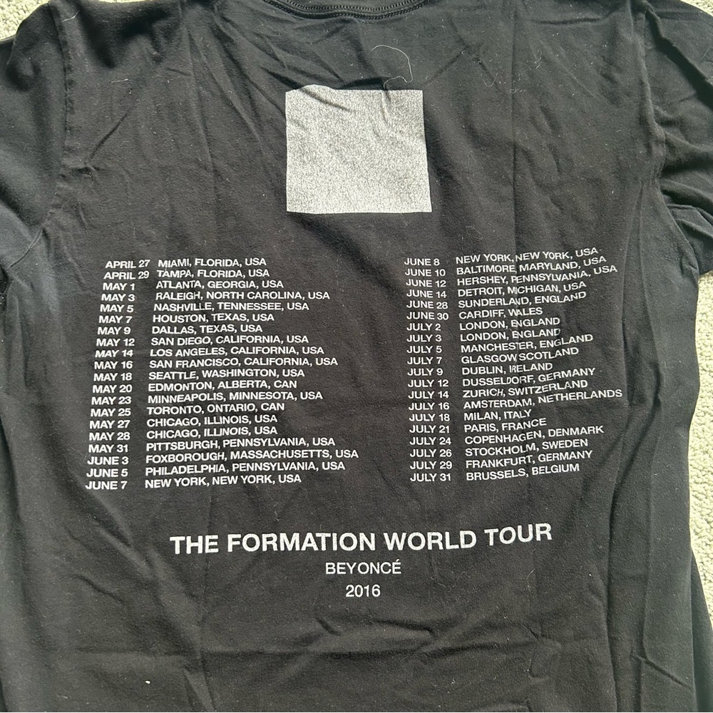 BEYONCÉ Formation Tour Graphic Black Smoke T shirt W M - Picture 5 of 6